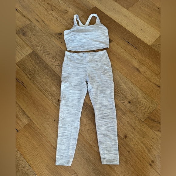 CALIA by Carrie Underwood Light Gray Leggings Set - Picture 1 of 8